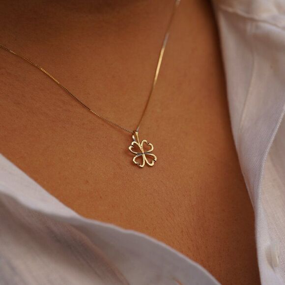 14K Gold Heart Clover Pendant | Dainty Good Luck Charm by Tehrani Jewelry - Picture 2 of 4